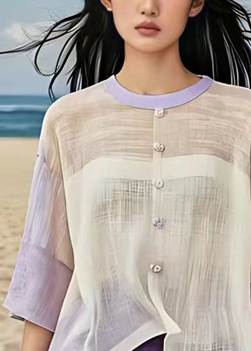 Classic Vintage Shirt with a Flattering Fit