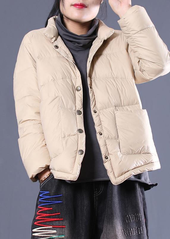 Beautifully Finished Coat in a Timeless Design