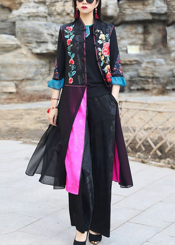 Effortlessly Elegant Coat with a Timeless Design