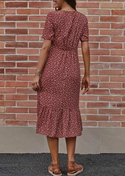 Classic Vintage Dress with a Flattering Fit