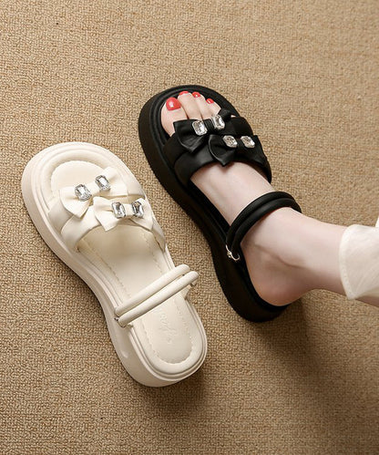 Graceful Orthopedic Sandals for Modern Look
