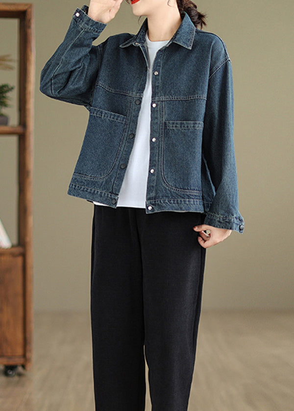 Sophisticated Coat with a Clean Classic Look