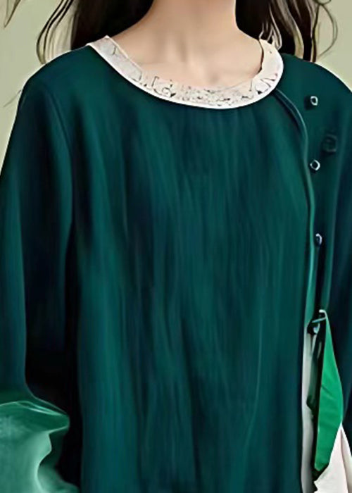 Classic Vintage Top with a Flattering Fit