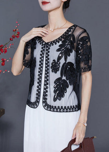 Well Tailored Cardigan with a Graceful Silhouette