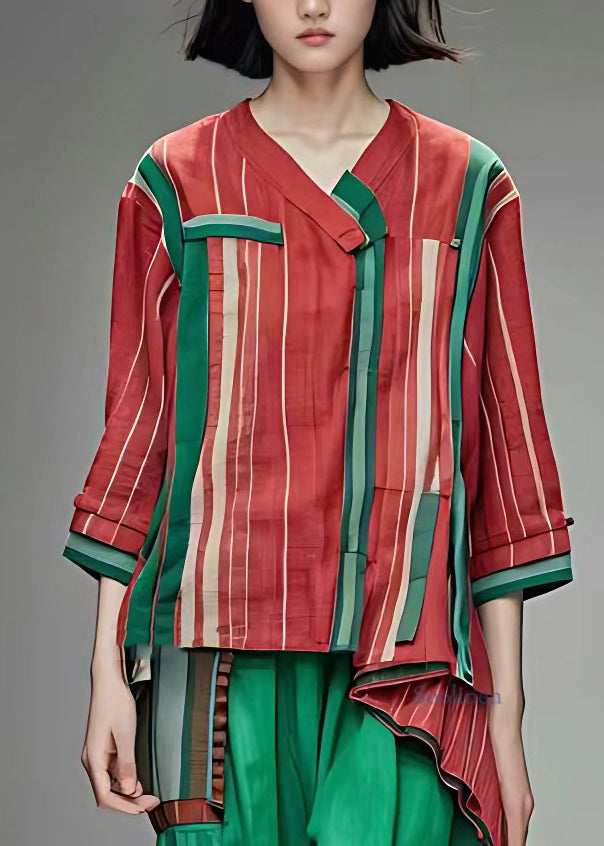 Classic Vintage Shirt with a Flattering Fit