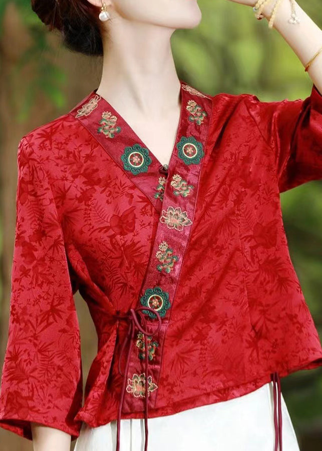 Beautifully Crafted Top in a Classic Style