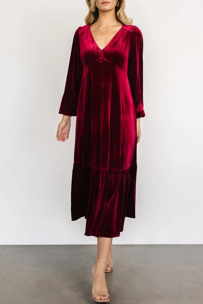 Beautifully Crafted Dress in a Classic Style