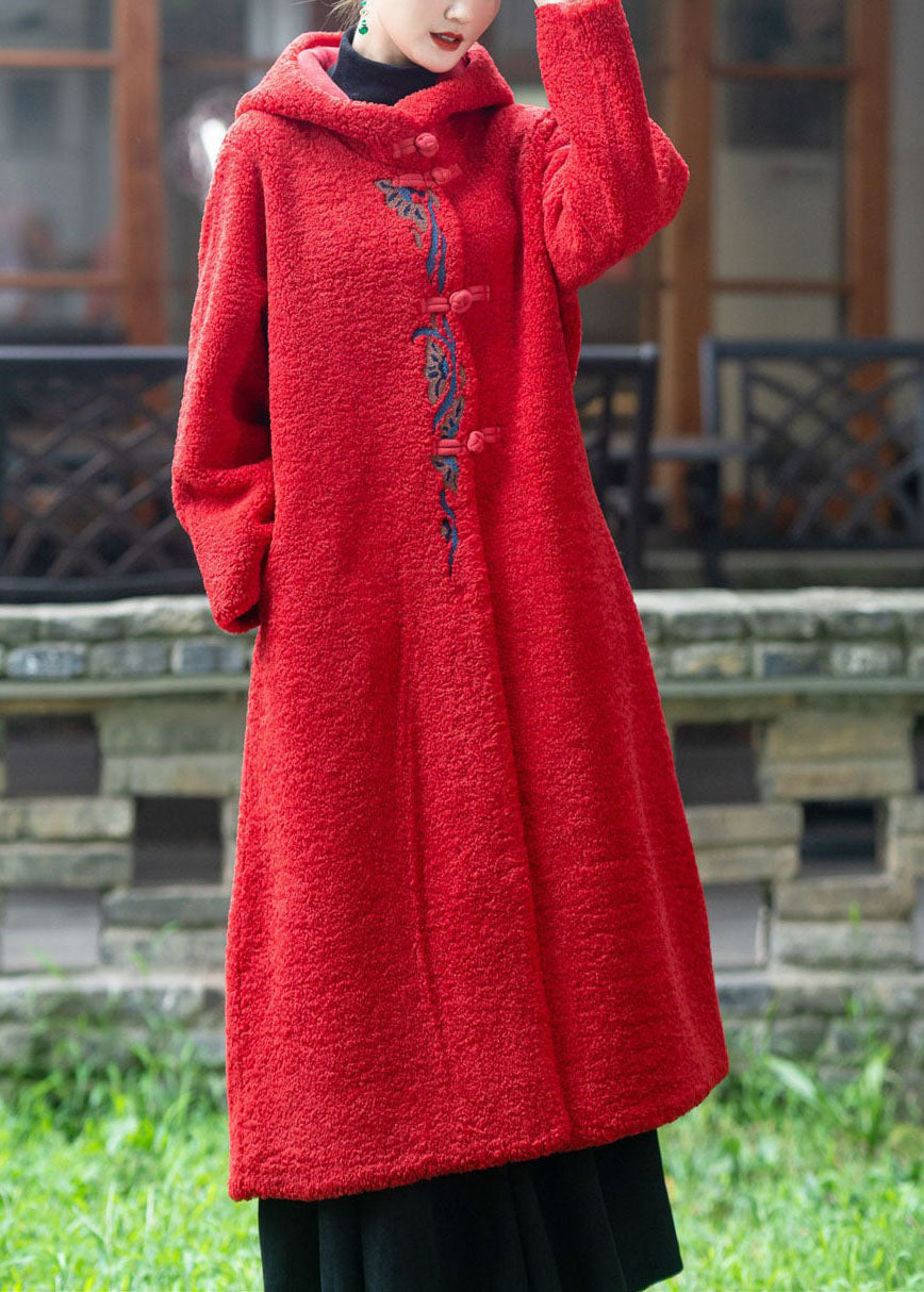 Well Tailored Coat with a Graceful Silhouette