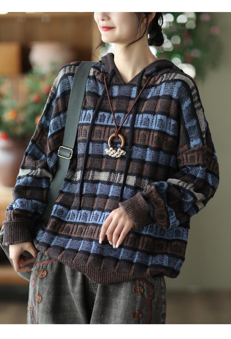 Beautifully Finished Sweater in a Timeless Design