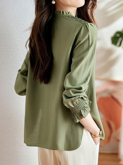 Effortlessly Elegant Shirt with a Timeless Design