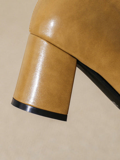 Graceful Orthopedic Boots for Modern Look