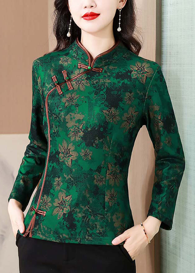 A Vintage Style Shirt with Delicate Timeless Details