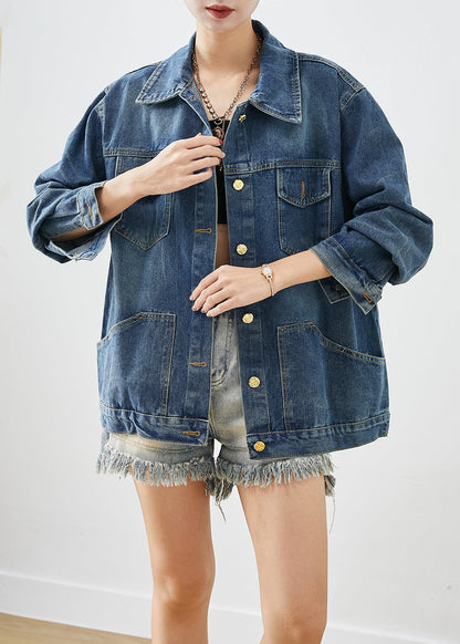 Gracefully Styled Coat for Any Occasion
