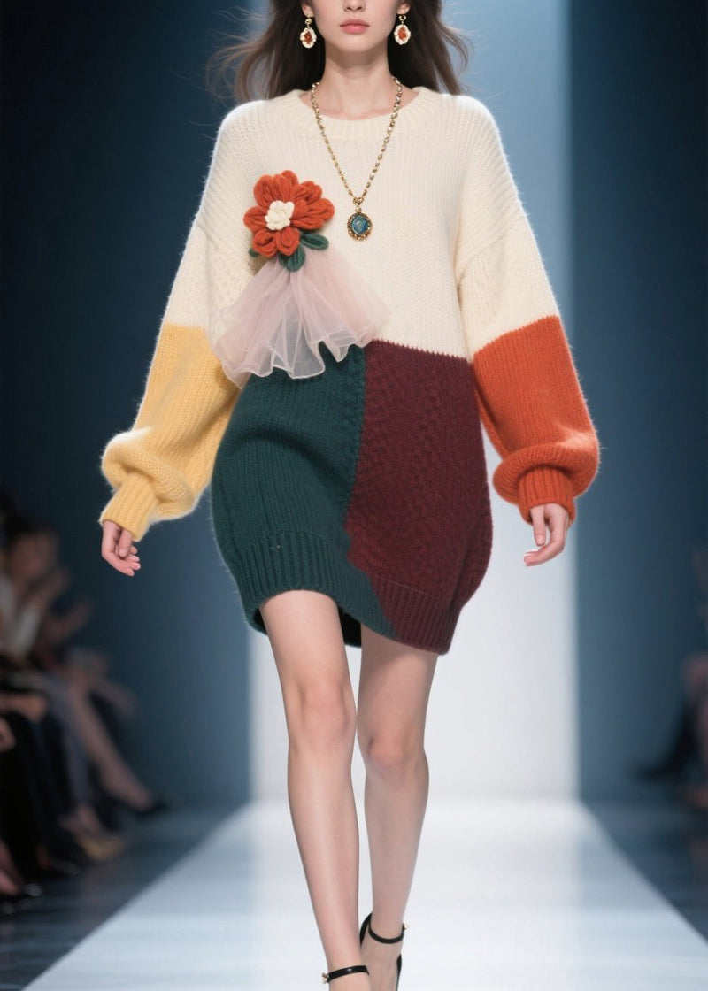 Well Tailored Sweater with a Graceful Silhouette
