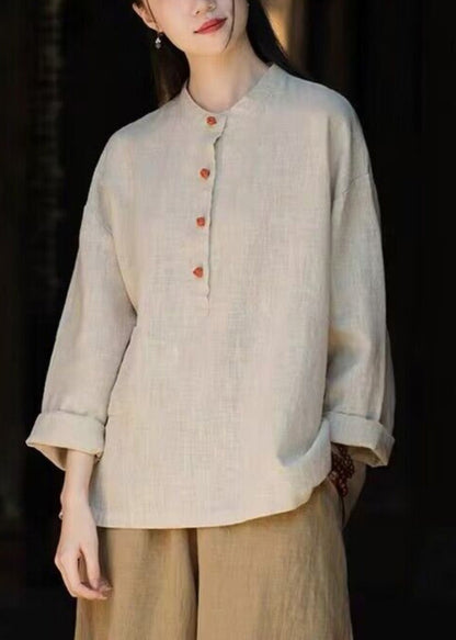 Beautifully Crafted Blouse in a Classic Style