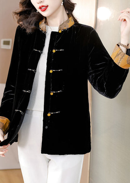 Classic Vintage Coat with a Flattering Fit