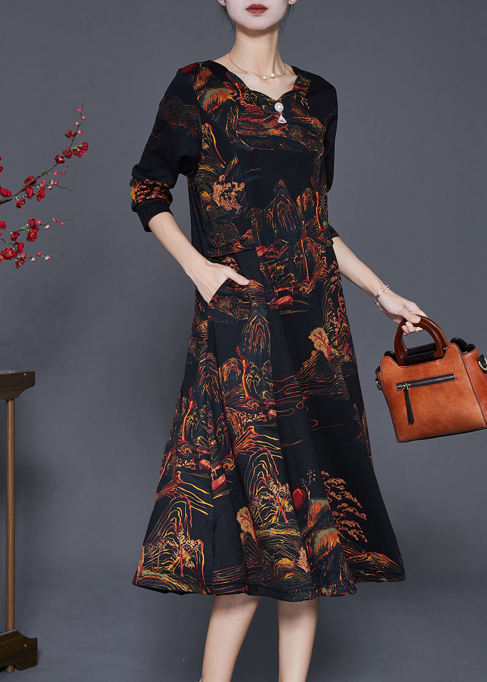 Sophisticated Dress with a Clean Classic Look