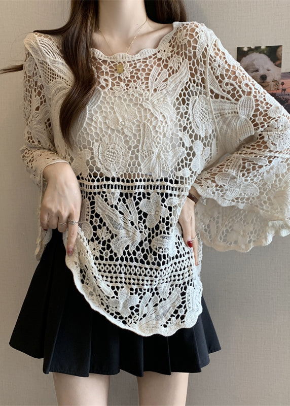 Effortlessly Elegant Top with a Timeless Design
