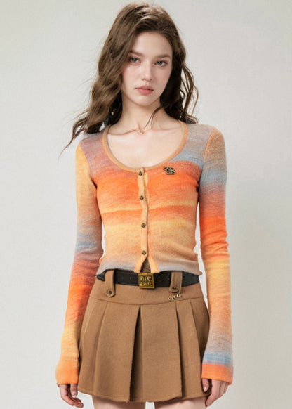 Classic Vintage Sweater with a Flattering Fit