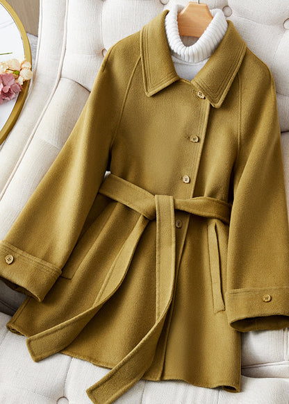 Beautifully Finished Coat in a Timeless Design