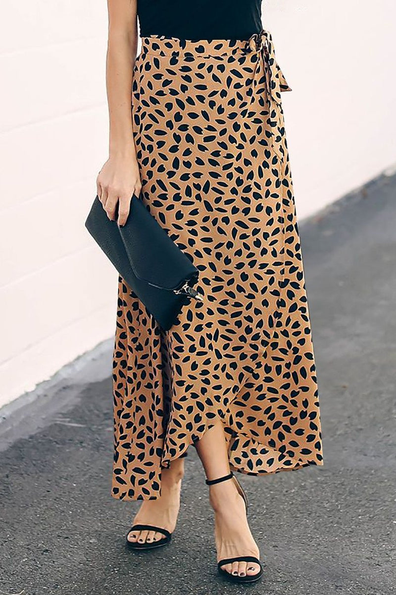 Well Tailored Garment with a Graceful Silhouette