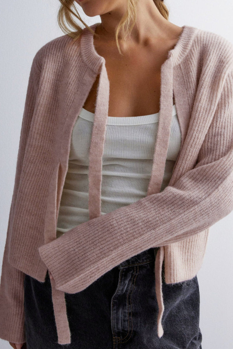Gracefully Styled Cardigan for Any Occasion