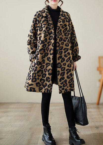 Beautifully Finished Coat in a Timeless Design