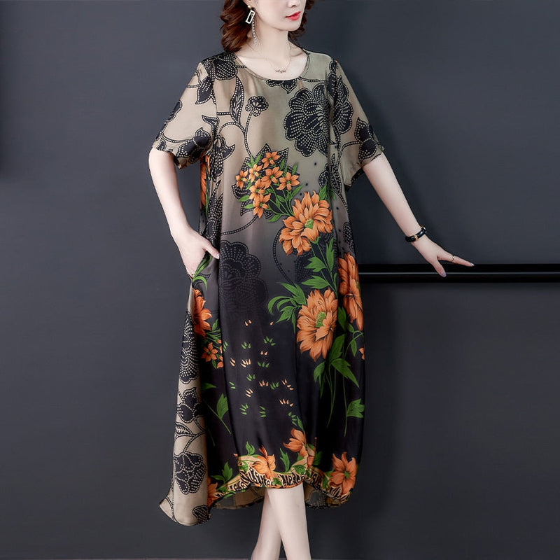 Classic Vintage & Enduringly Stylish Dress