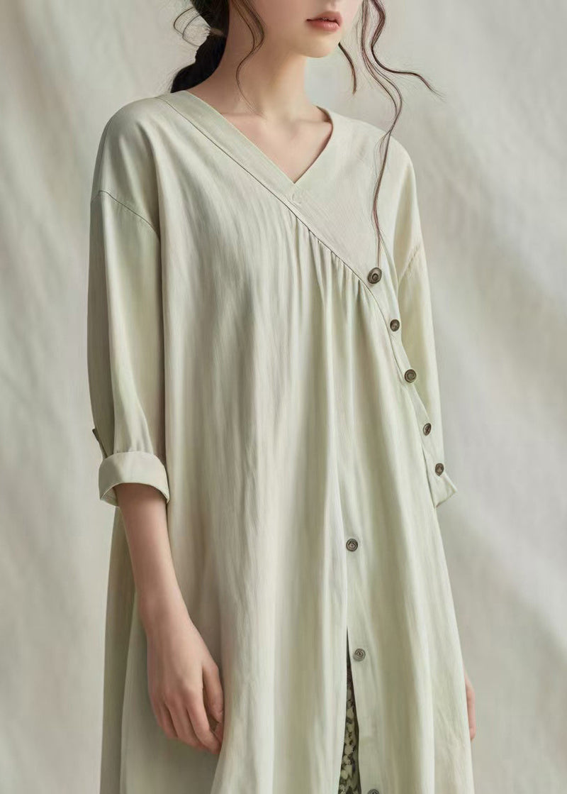 A Vintage Style Dress with Delicate Timeless Details
