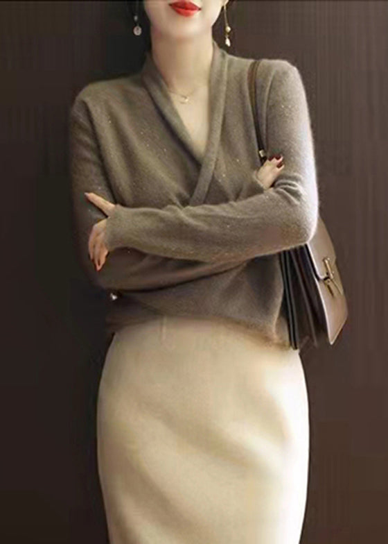 Beautifully Finished Sweater in a Timeless Design
