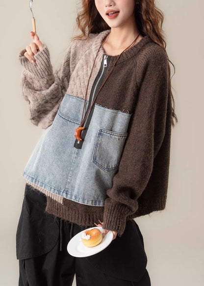 Classic Vintage Sweater with a Flattering Fit