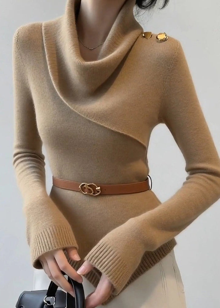 Effortlessly Elegant Sweater with a Timeless Design