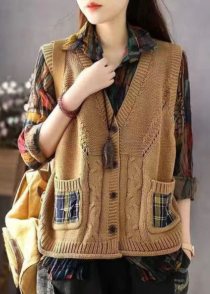 Classic Vintage Coat with a Flattering Fit