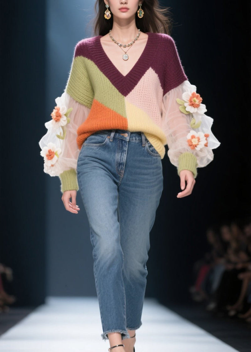 Effortlessly Elegant Sweater with a Timeless Design
