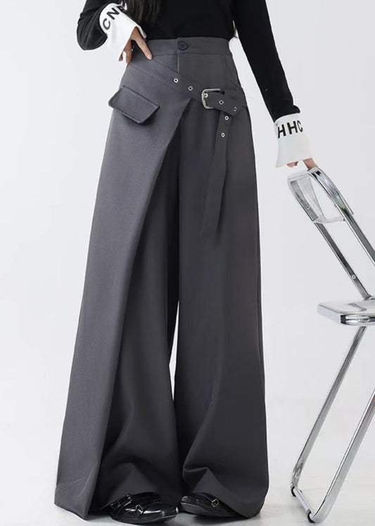 Well Tailored Pants with a Graceful Silhouette