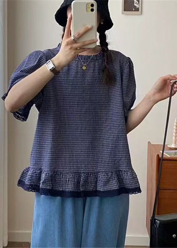 Effortlessly Elegant Top with a Timeless Design