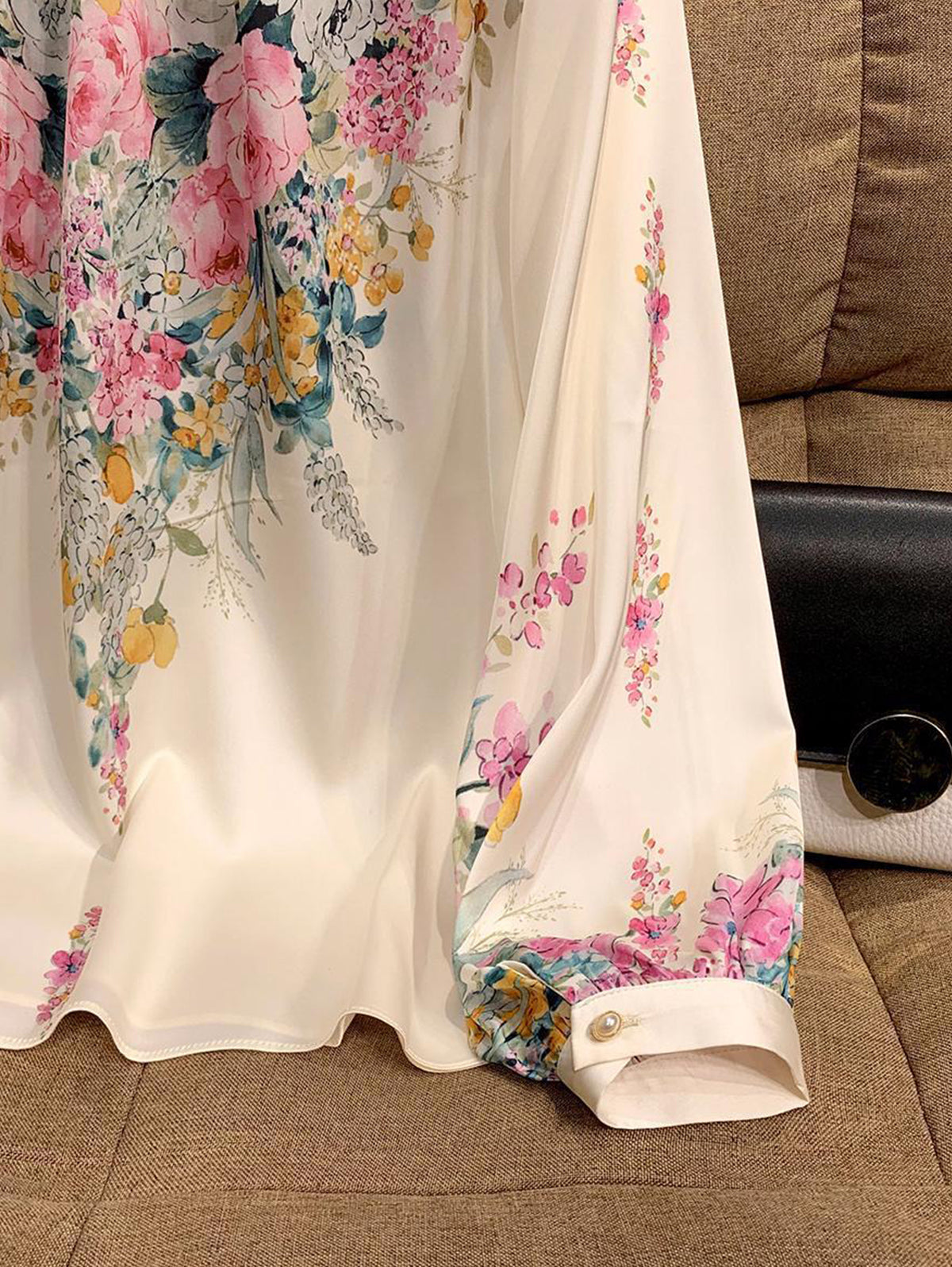 Elegantly Styled Shirt for Everyday Wear