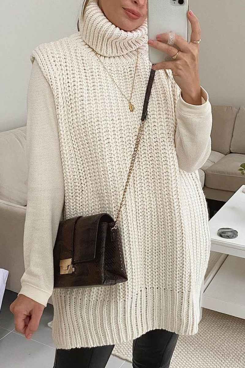 Beautifully Finished Sweater in a Timeless Design
