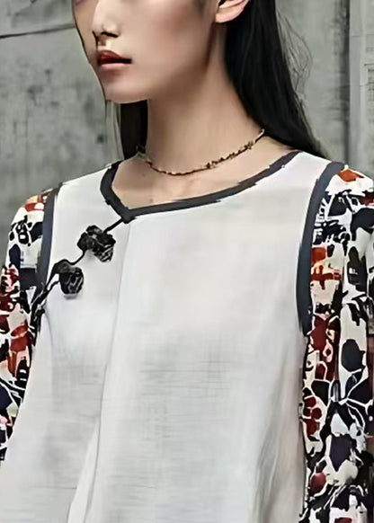 Effortlessly Elegant Top with a Timeless Design