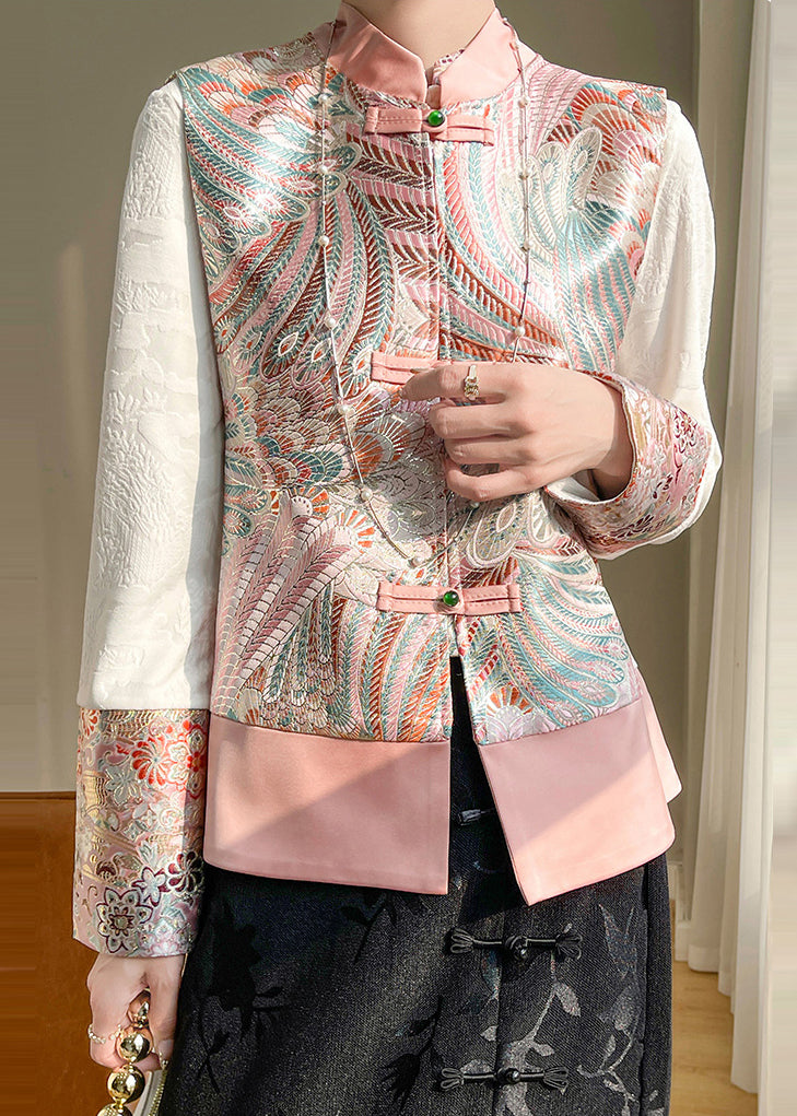 Sophisticated Garment with a Clean Classic Look