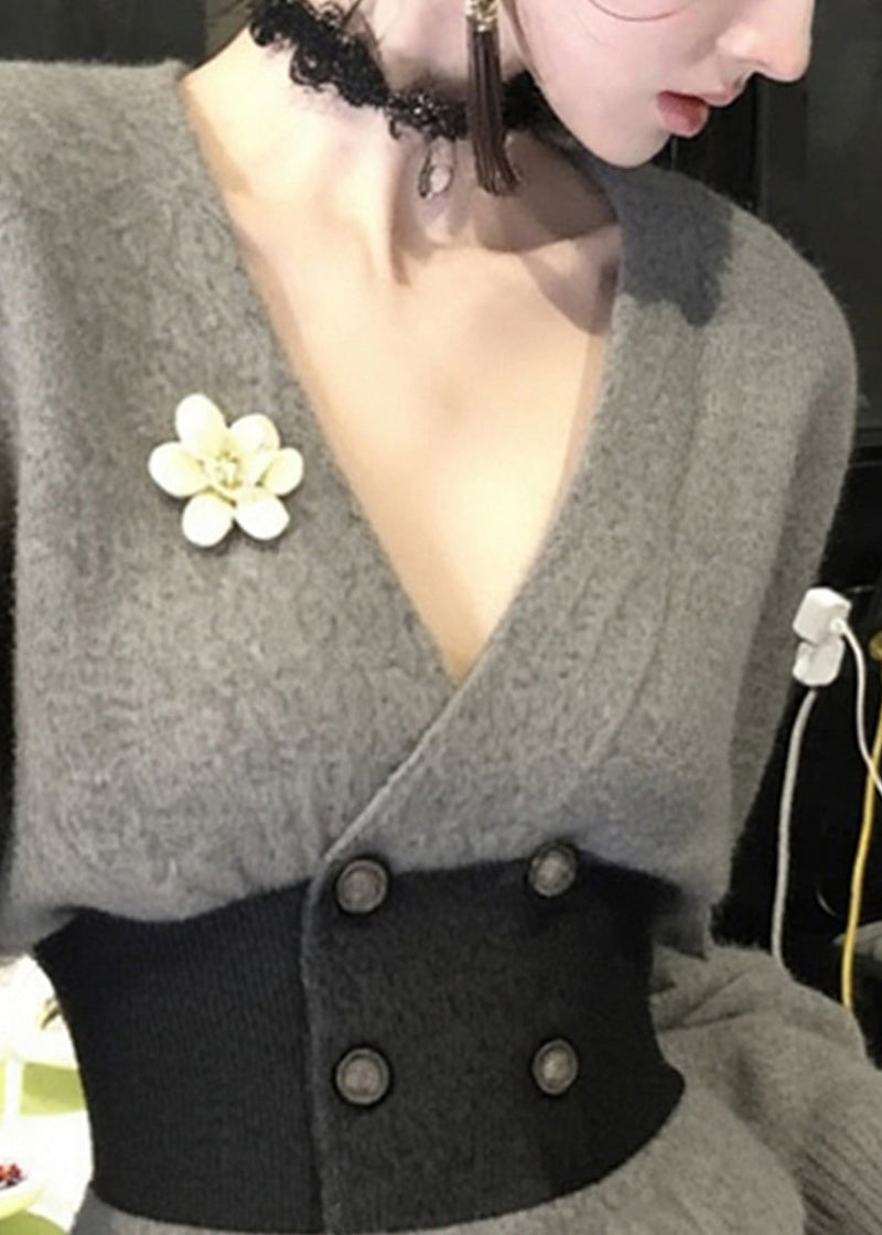 Well Tailored Coat with a Graceful Silhouette