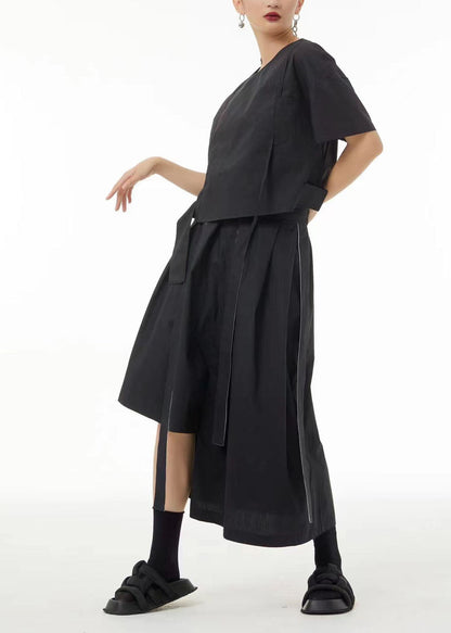 Effortlessly Elegant Top with a Timeless Design
