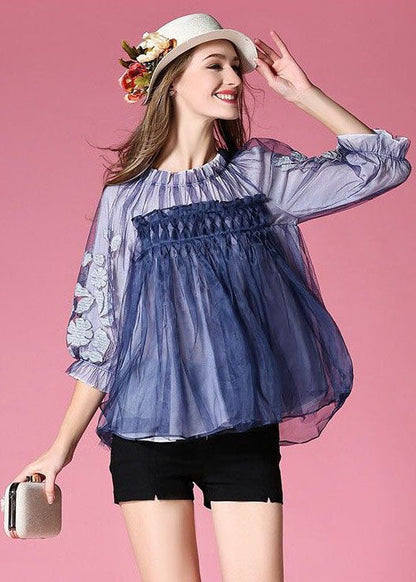 Sophisticated Blouse with a Clean Classic Look