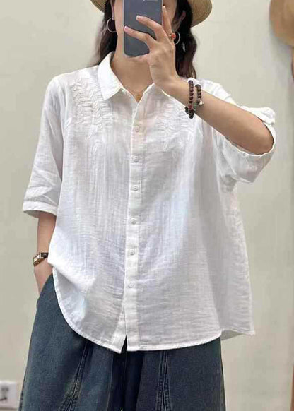 Effortlessly Elegant Blouse with a Timeless Design