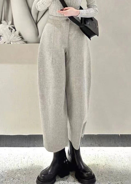 Classic Vintage Pants with a Flattering Fit