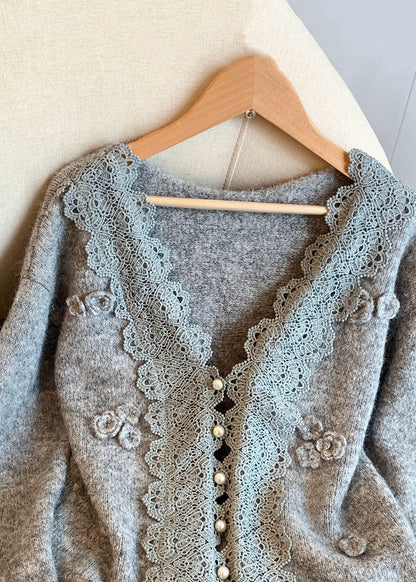 Beautifully Finished Coat in a Timeless Design