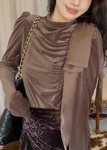 Classic Vintage Shirt with a Flattering Fit