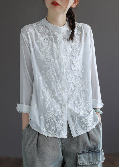 Well Tailored Shirt with a Graceful Silhouette