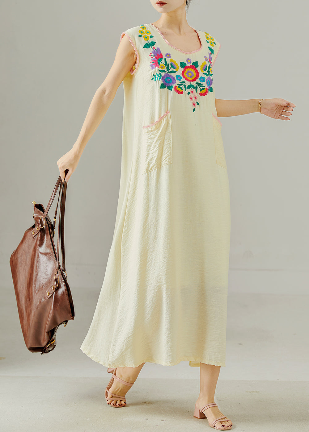 Classic Vintage & Enduringly Stylish Dress