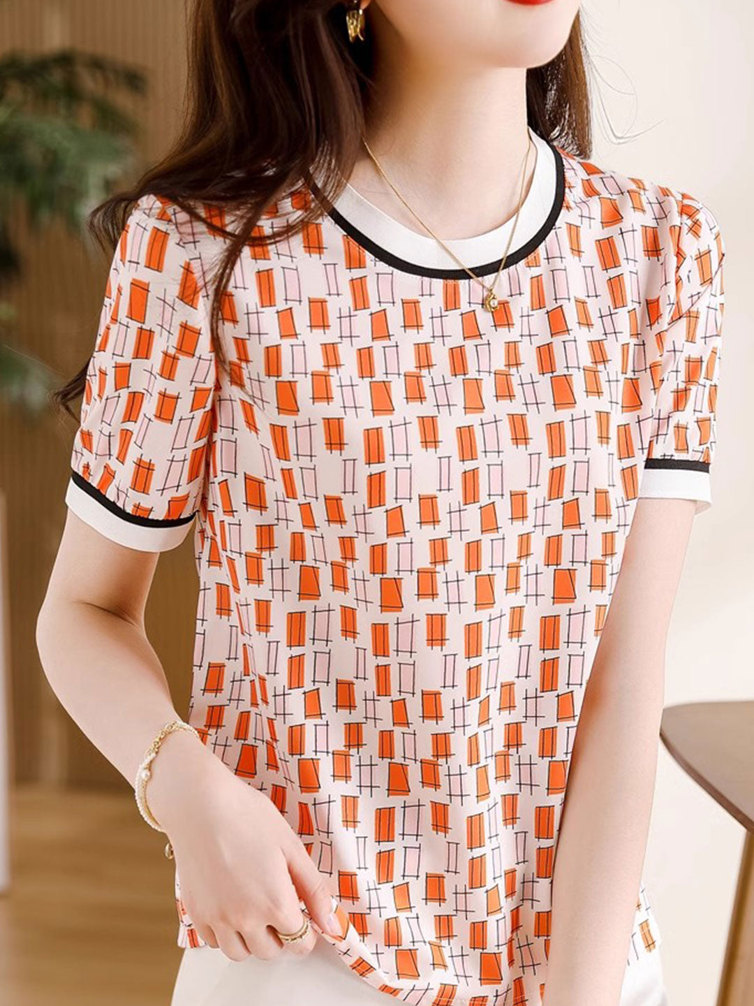 Classic Vintage Top with a Flattering Fit